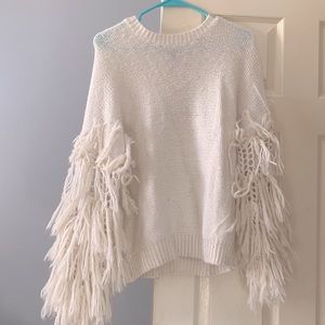 Warm and cuddly Forever 21 white sweater - Size S